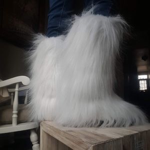 Faux fur boots/slippers